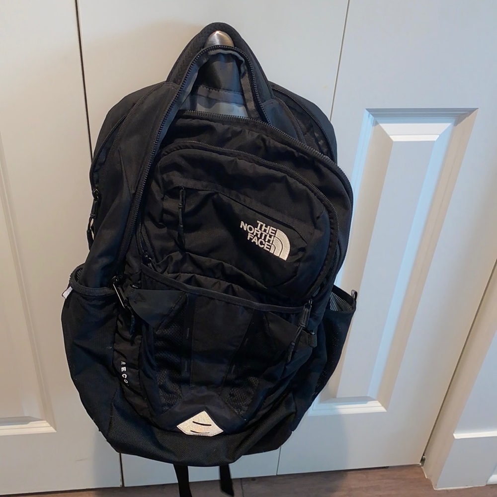women’s north face rekon backpack